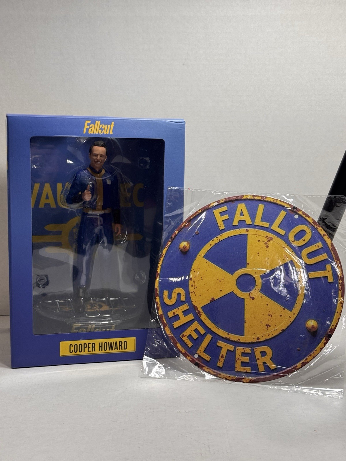 Fallout (TV Series) Cooper Howard Vault-Tec Suit 8&Prime; New Sealed + Metal Sign