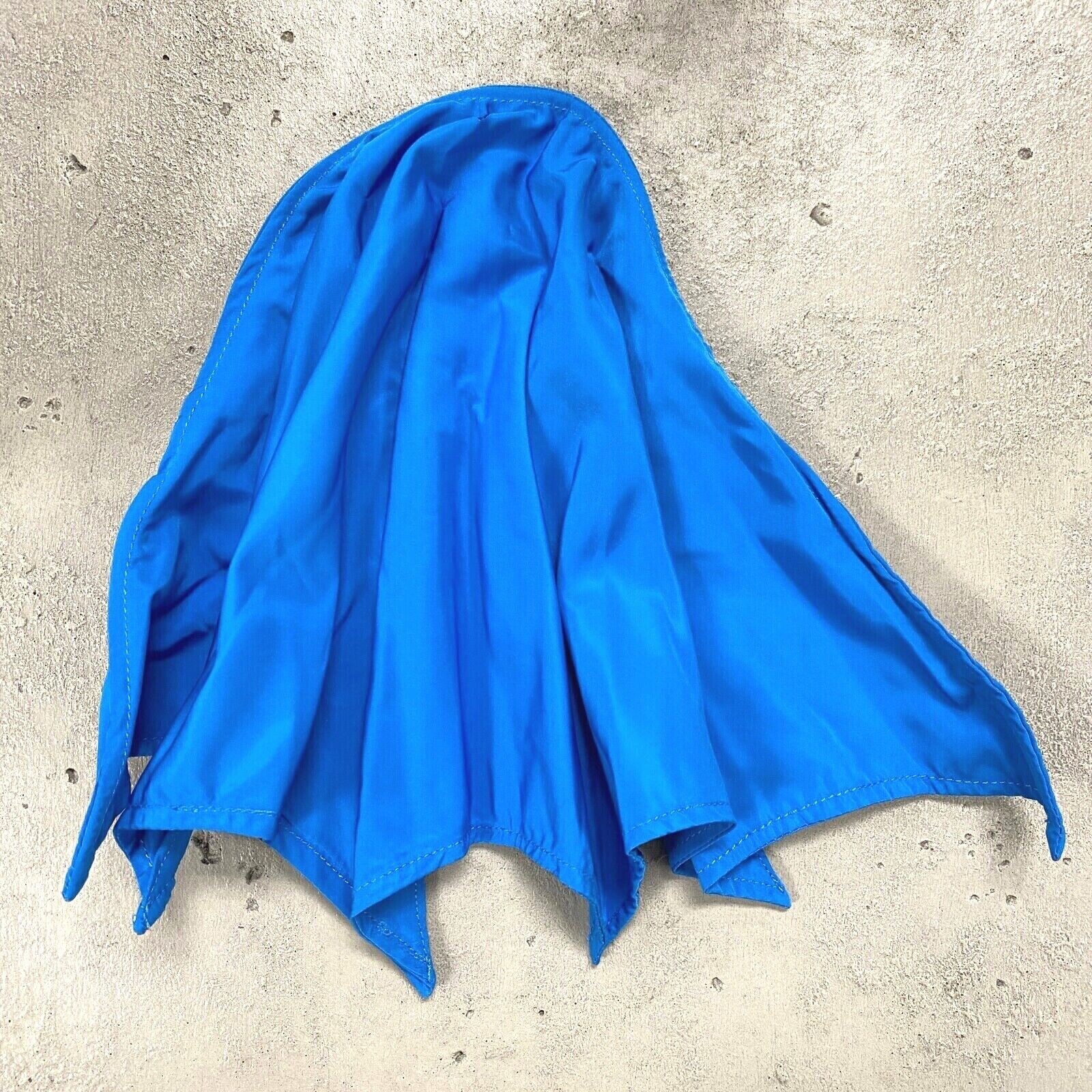 SU-MF-BYT2: Blue Wired Cape for McFarlane Gold Label Year Two Batman