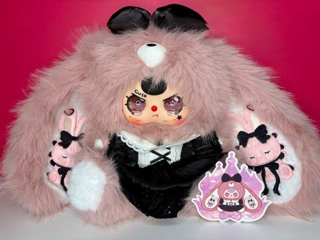 Baby Three BB3 Lily Rabbit Town V5 400% Pink & Black Bunny Plush New