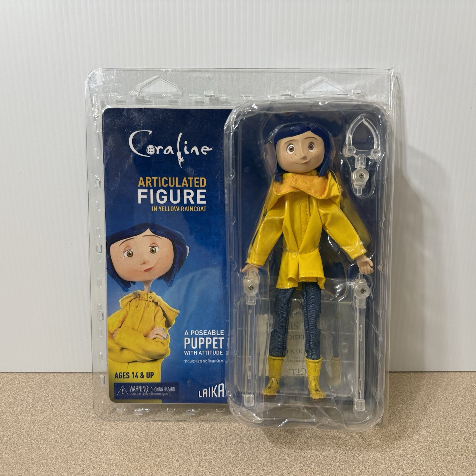 Coraline in Yellow Raincoat 7 inch Articulated Action Figure NEW SEALED