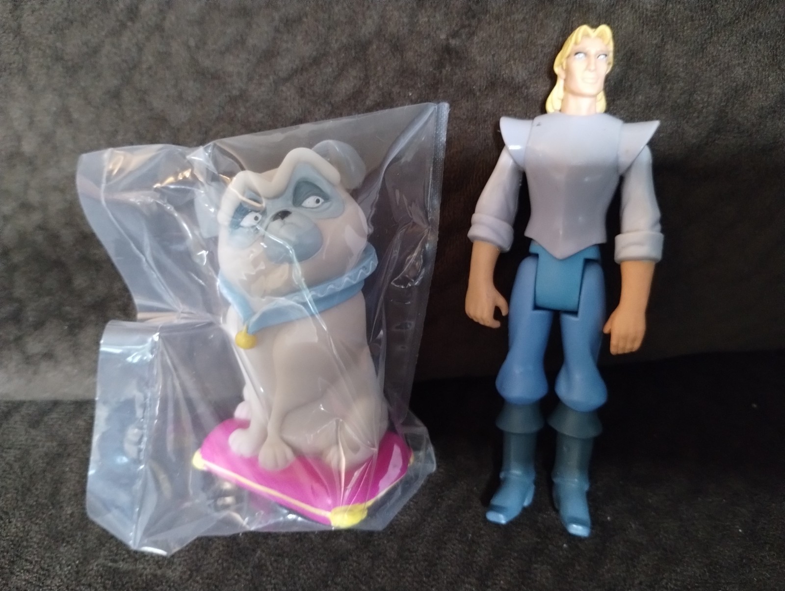 Vintage Pocahontas Percy The Pug Rubber Figure Doll Janex Disney *