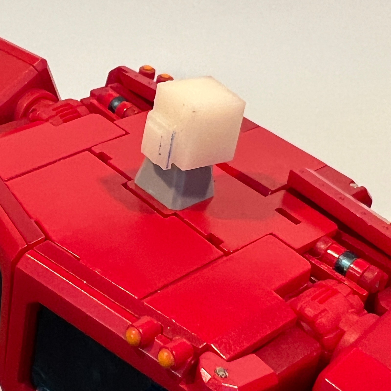 Custom 3D printed head upgrade for Magic Square MS-02