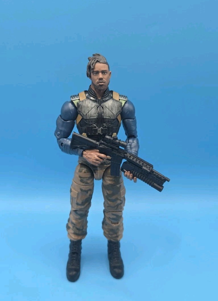 Marvel Legends – Erik Killmonger Black Panther 6&Prime; Action Figure M&rsquo;Baku Wave