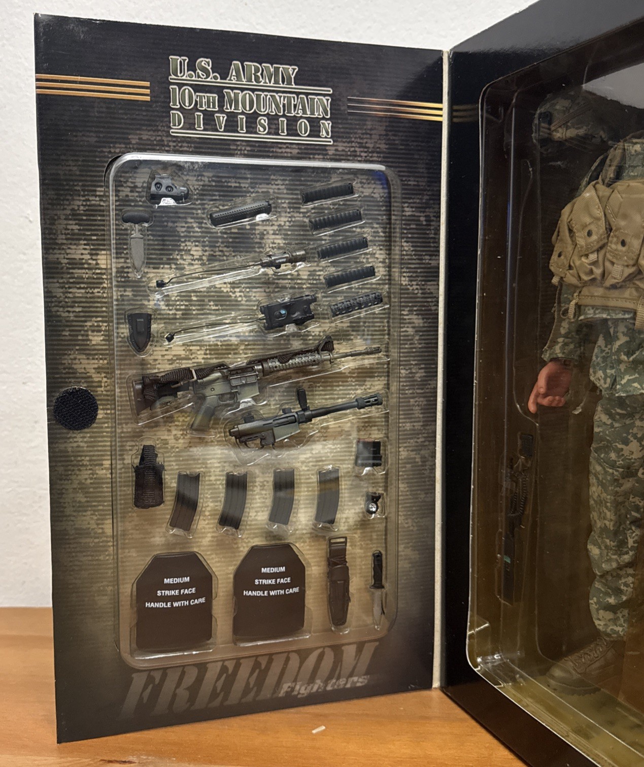 Elite Force U.S. Army 10th Mountain Division Master Sergeant Lucas