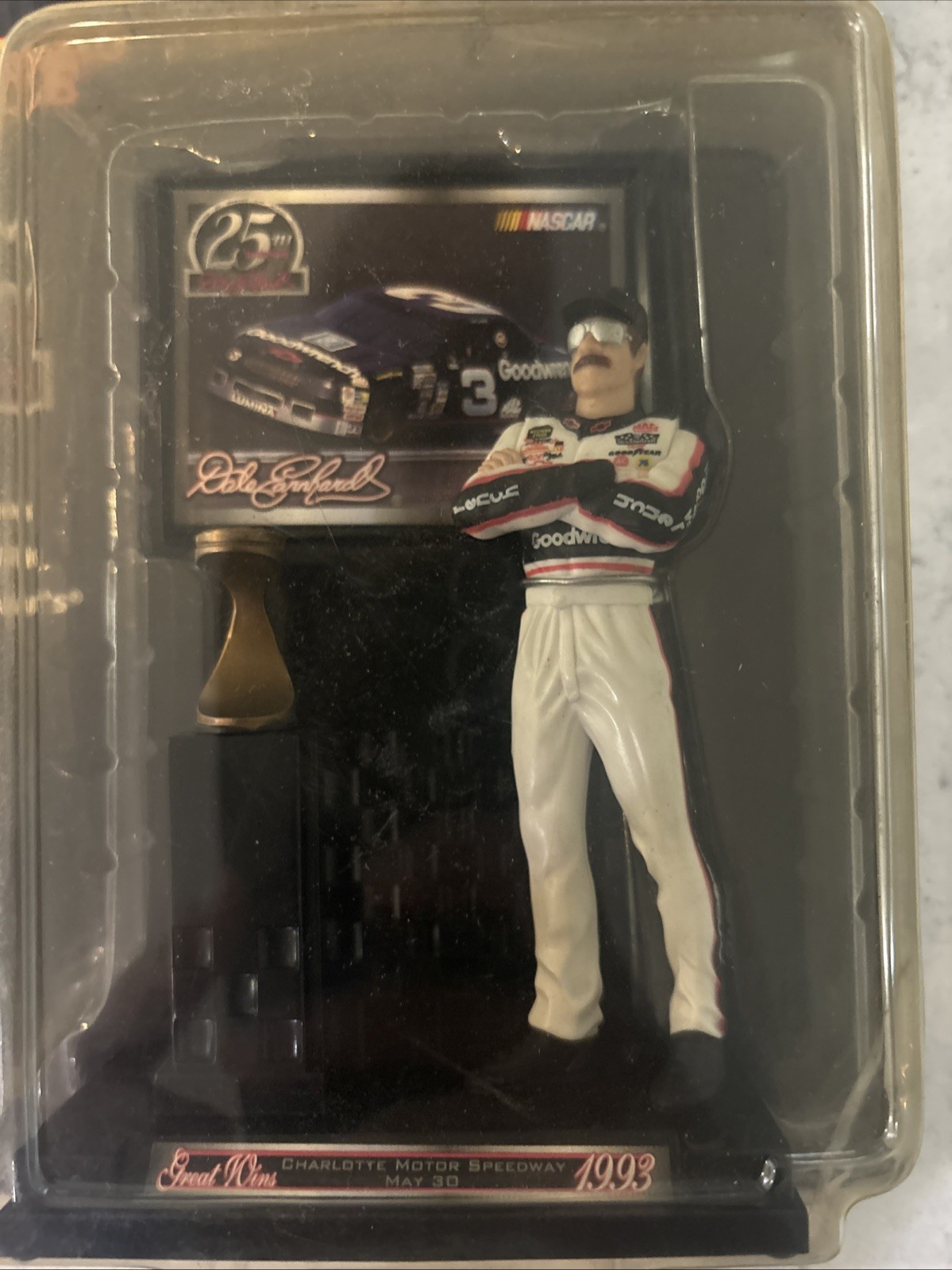 Hasbro Winner&rsquo;s Circle Dale Earnhardt 25th Anniversary Boxed Limited Edition Fi…