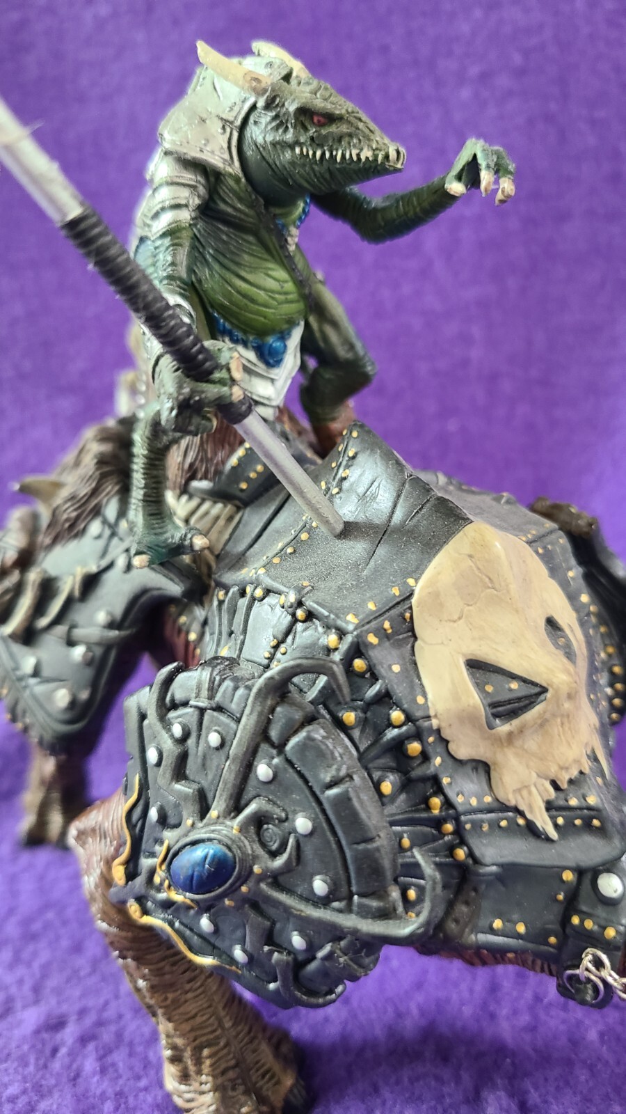 IGUANTUS & TUSKADON – McFarlane Spawn Dark Ages 14 – LOOSE – 1999 – COMPLETE