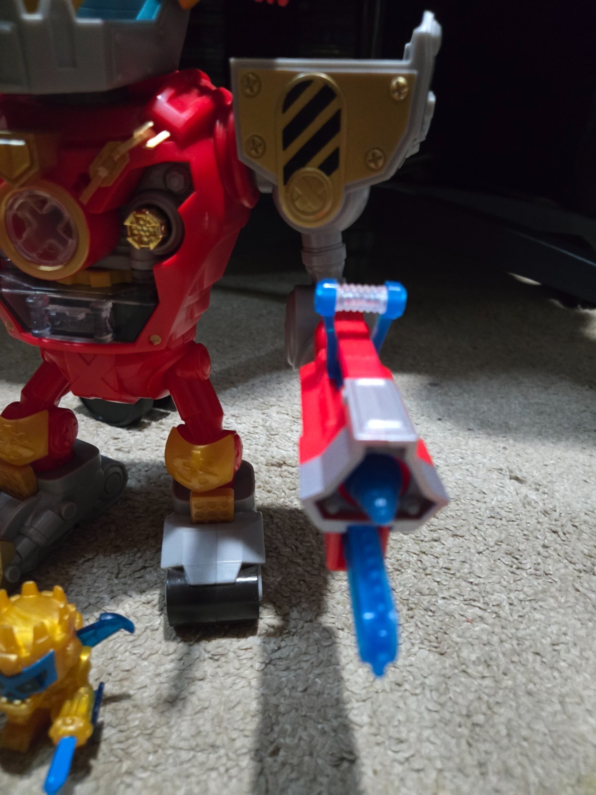 Treasure X Robots Gold Mega Treasure Box Incomplete