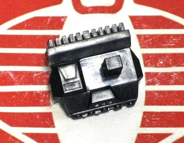 Switch Bots Evil Megabot Body Part Black Leg to Foot Connector #2 Accessory LJN