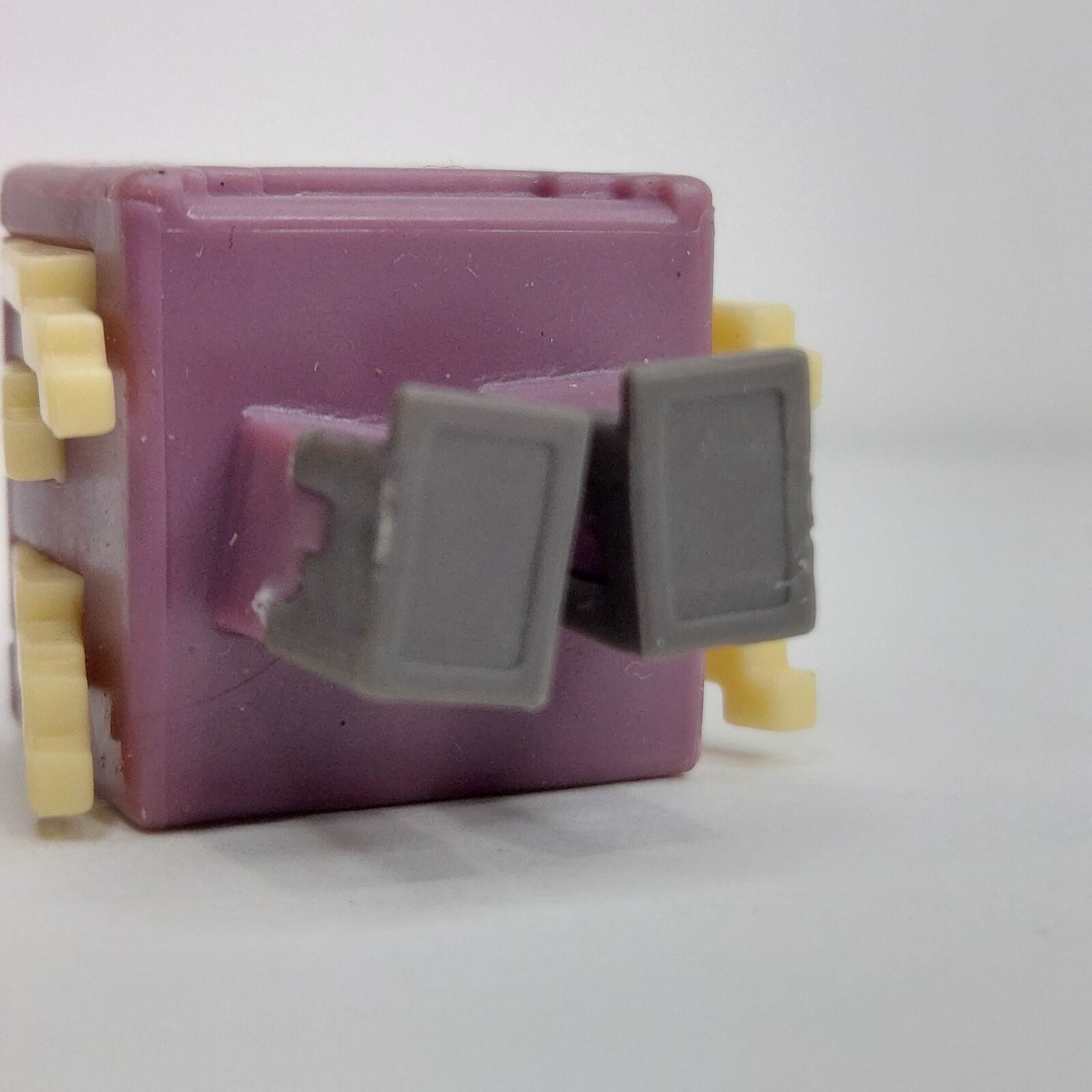 Minecraft Mini-Figures TNT Series #25 1&Prime; Strider Outside of Lava Figure Mojang