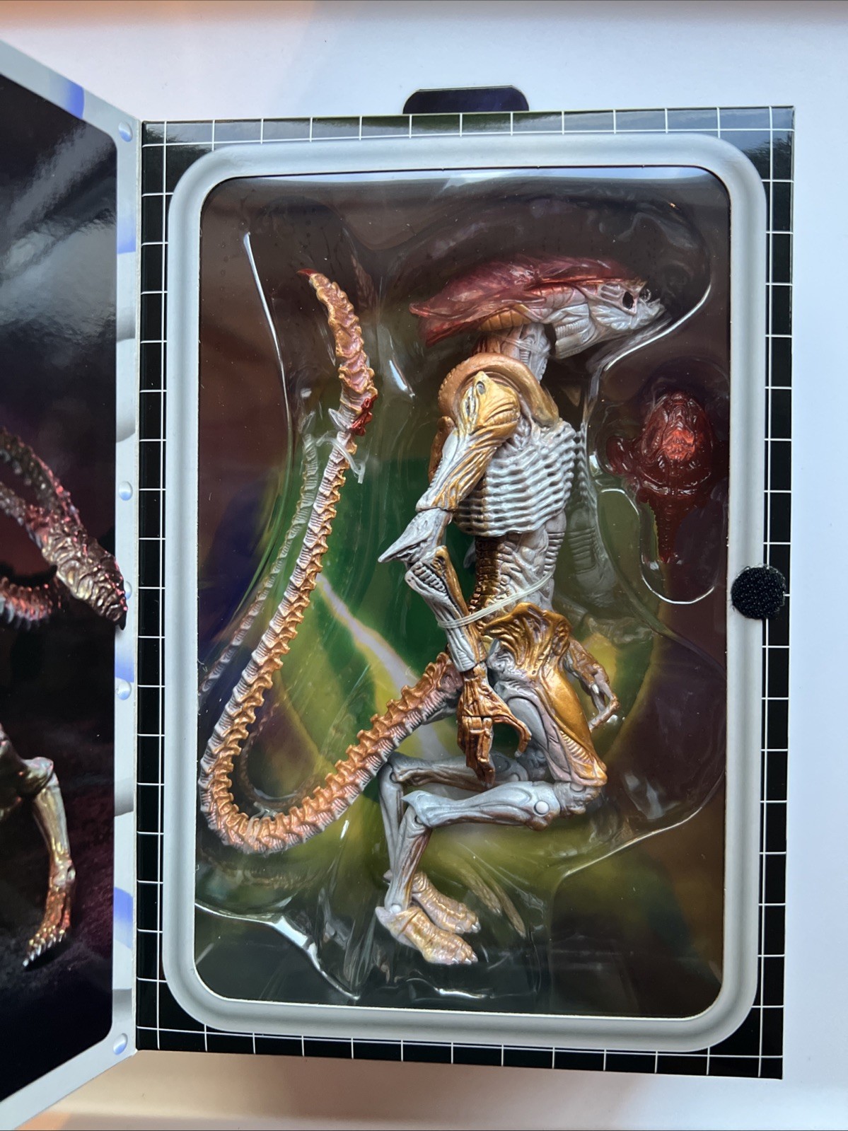 NECA ALIENS PANTHER ALIEN
