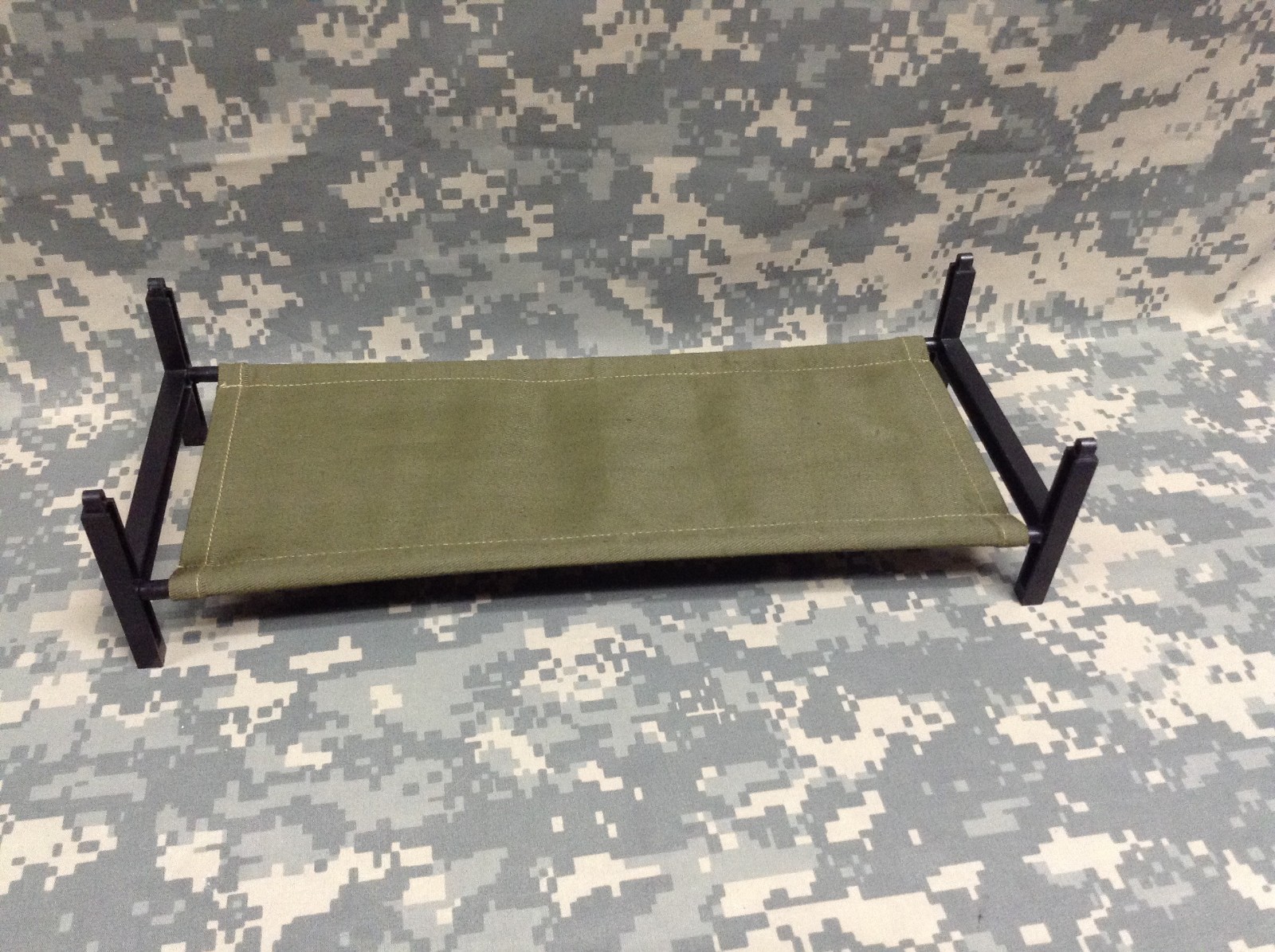 Vintage GI Joe 1964 Marine Bunk Bed Set 7723. No Breaks, No Repairs. Nice!