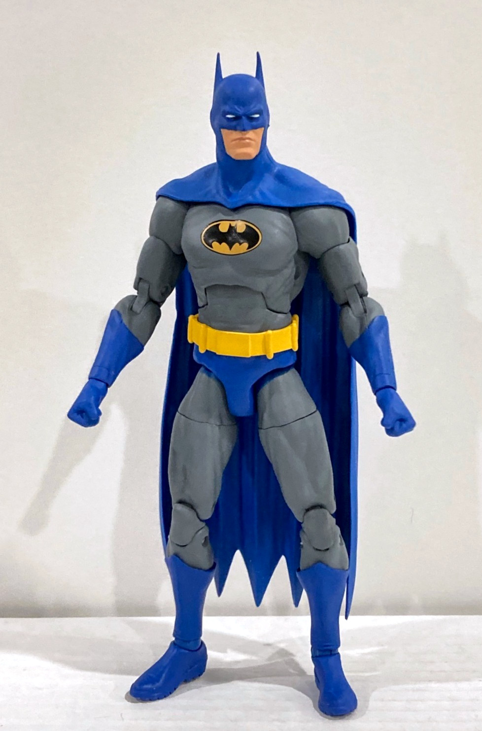DC Essentials Knightfall Batman 7&Prime; Action Figure #21 DC Collectibles 2020 NM