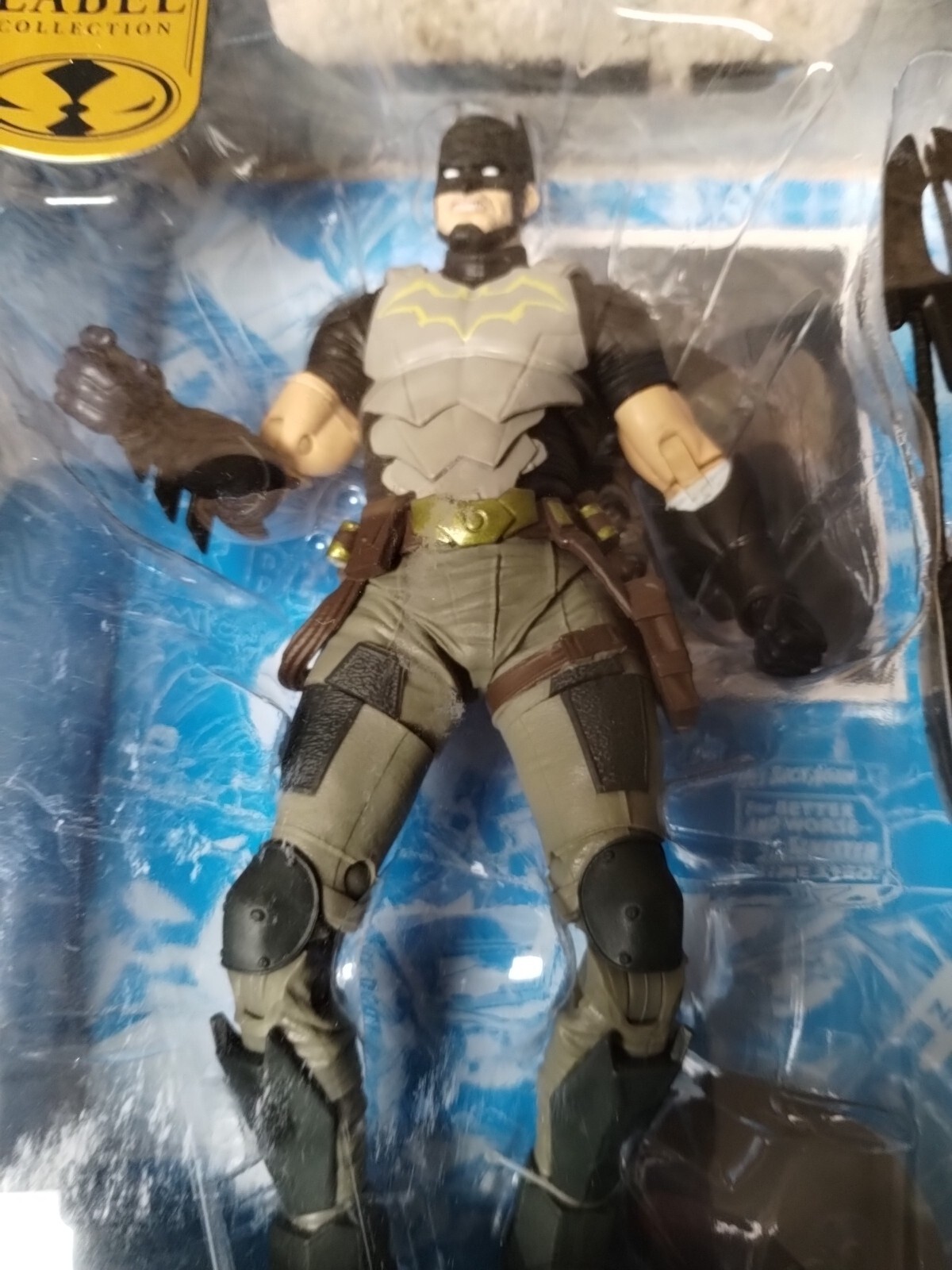 DC Comics Multiverse Gold Label Exclusive Batman Dark Detective Future State 7”