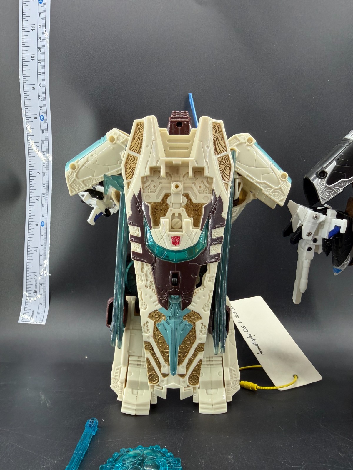 Transformers Vector Prime(or2.0) & Safeguard Complete Cybertron VoyagerClass USA