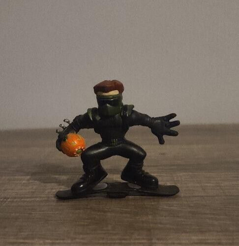 Marvel Super Hero Squad New Goblin on Glider Figure -Spiderman Comic Movie