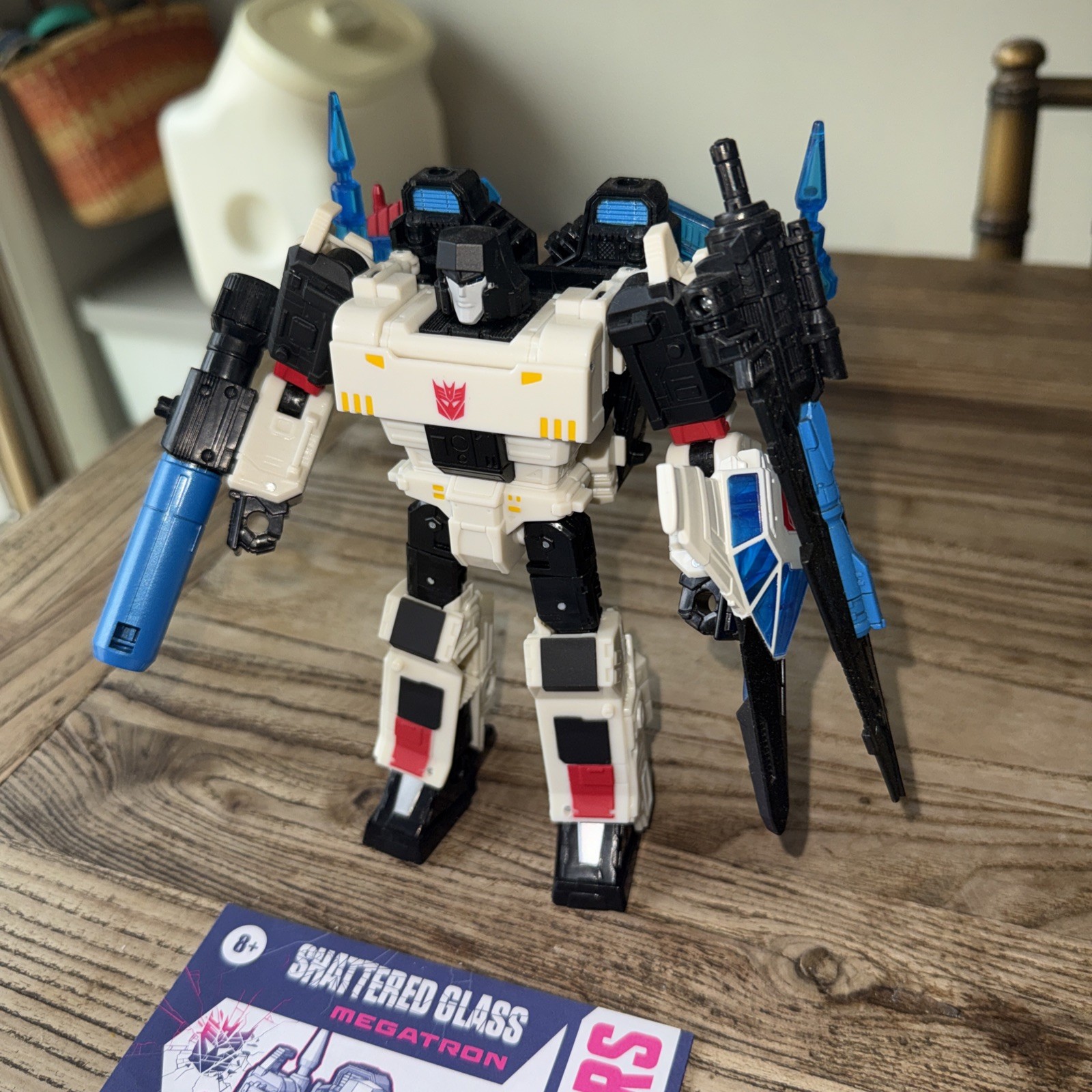 Transformers Generations Shattered Glass Megatron Complete w/instructions