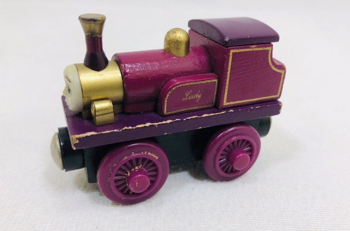 Lady Thomas the Train Tank Engine Wooden Railway Friends Magenta 2000s Round Mag