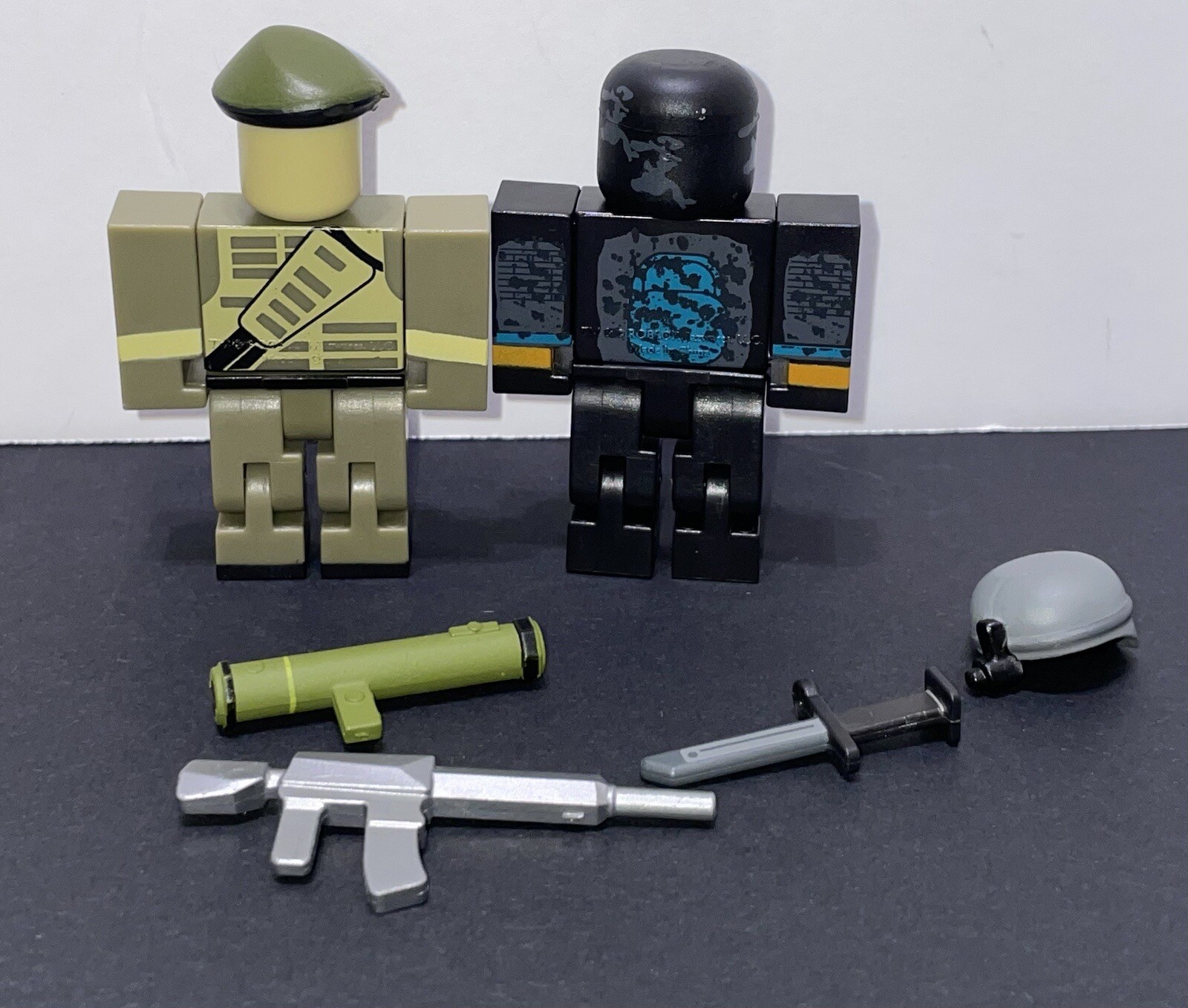 Roblox Figure, Series 3 Phantom Forces (NO CODE)