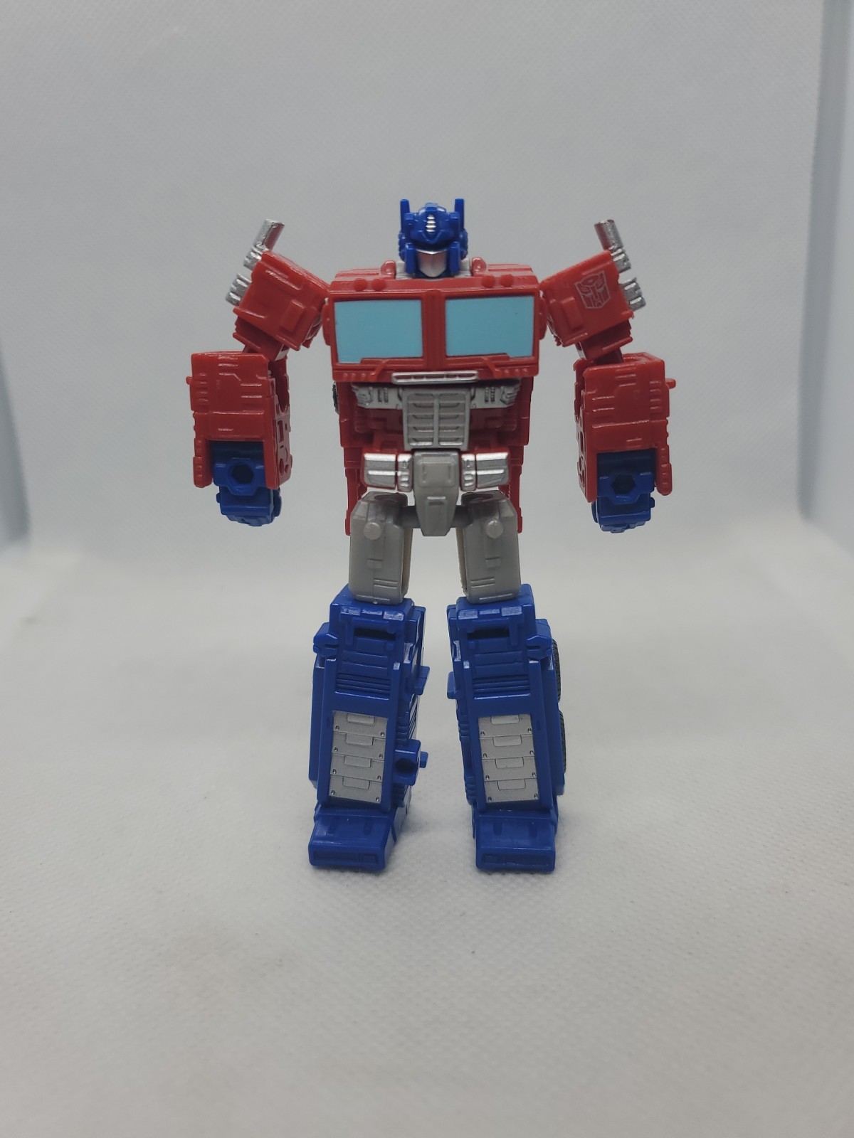 Transformers Kingdom War For Cybertron Optimus Prime Core Class 2020 3.5&Prime; Figure