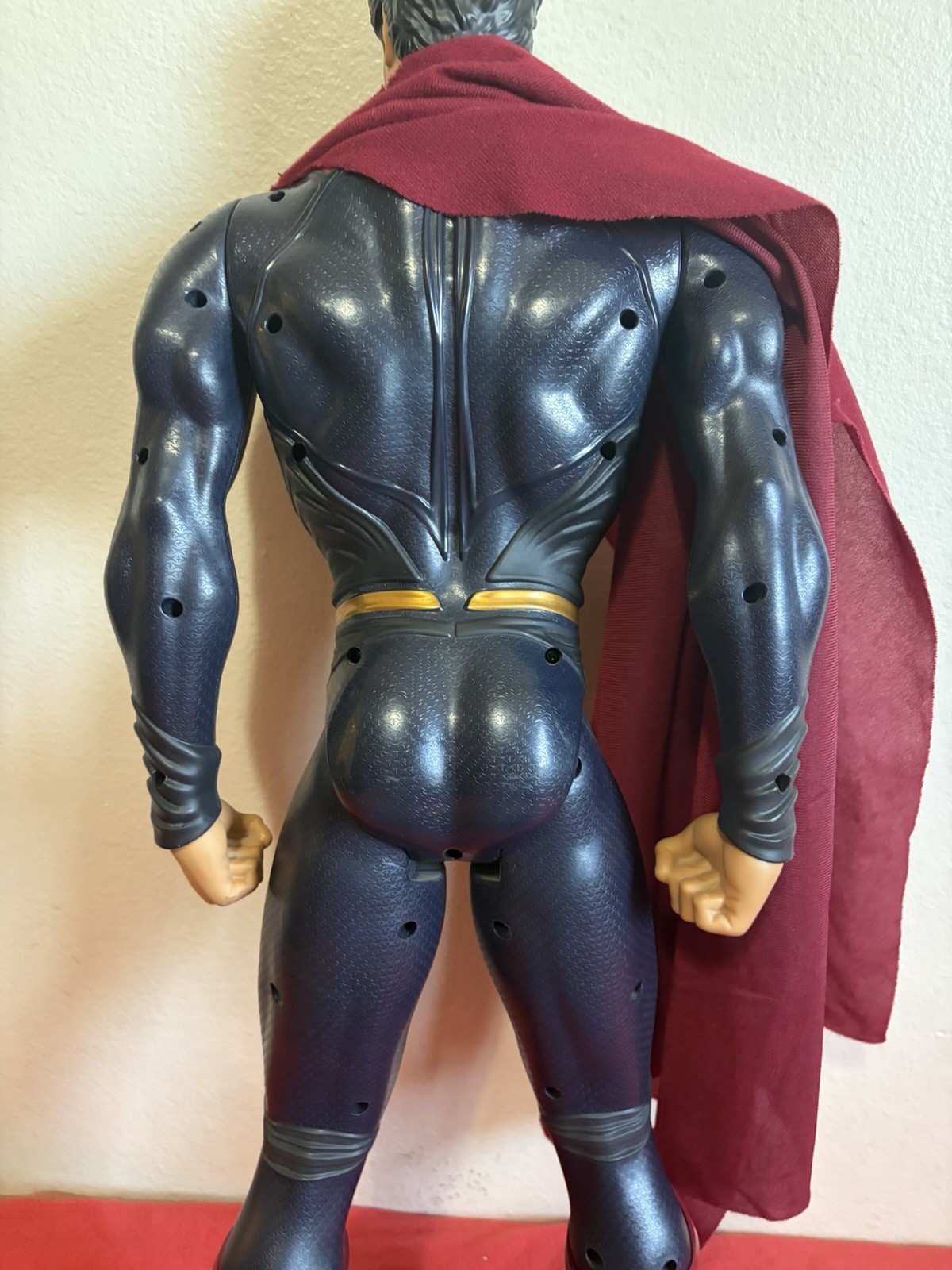 Superman Action Statue Figure w/ Fabric Cape, Blue Red Flesh Plastic
