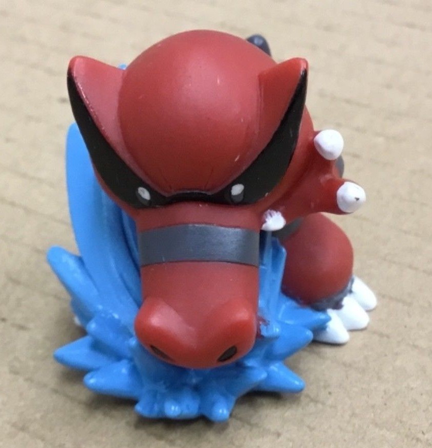 2012 Pokemon Finger Puppet Krookodile Figure Catch Them All Nintendo Bandai