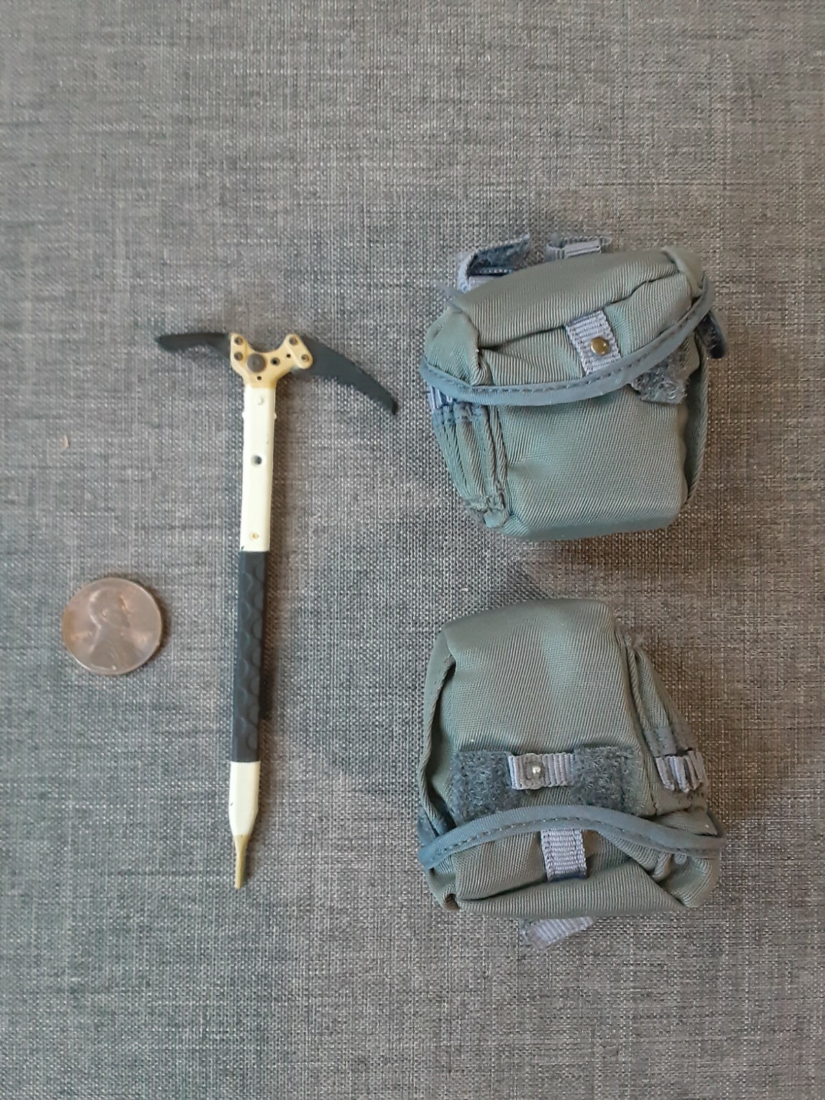 ToyCity 1/6 Scale USA Seal Team 5 Mountain Op Pouches Ice Axe for 12&Prime; Figure L78