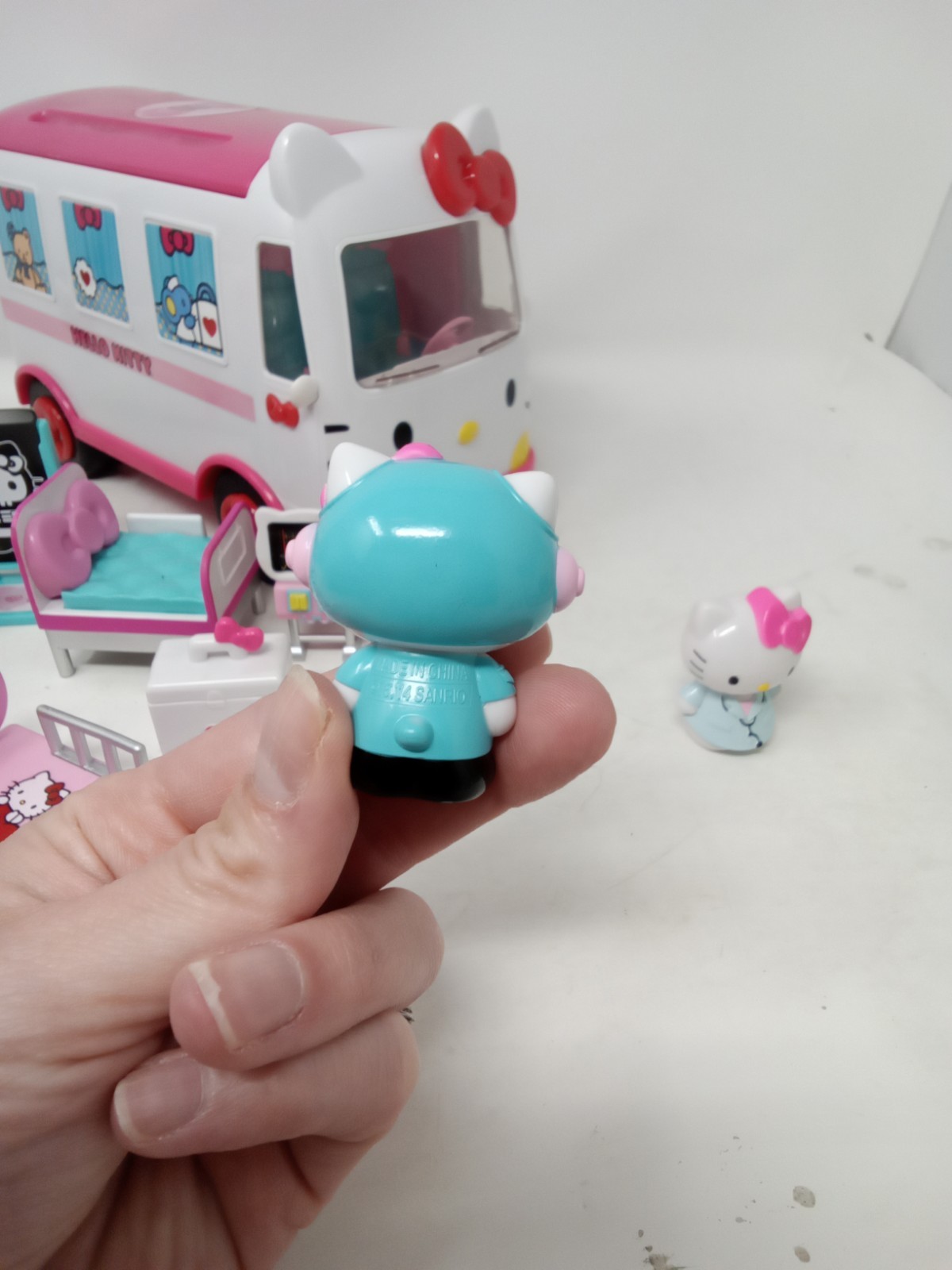Hello Kitty Ambulance Helicopter Figures & Accessories 2014 Sanrio