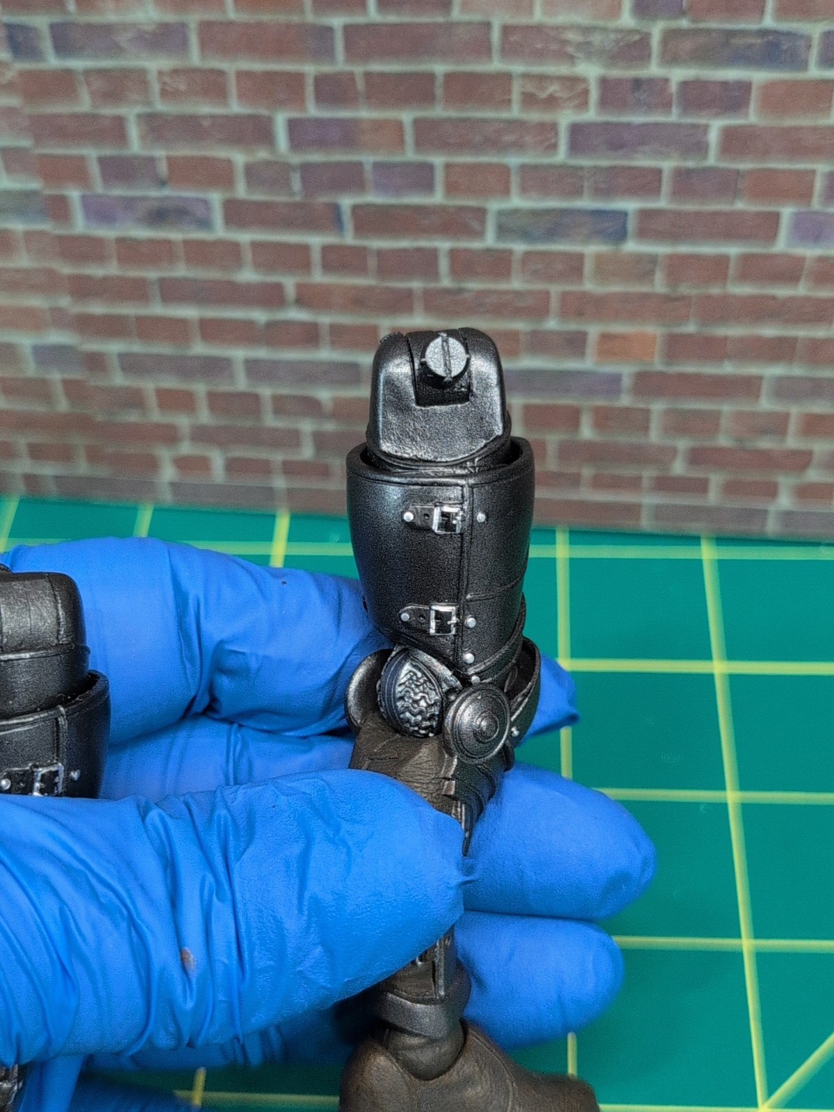 Mythic Legions FH Brown Leather Armory Knight « SET OF ARMOR LEGS w/LEATHER BOOTS