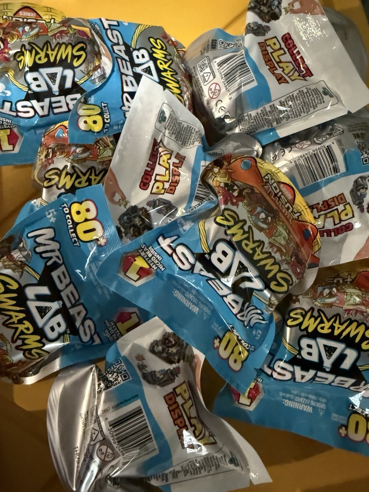 2026 New Easter Mr. beast lab swarms battle fusion series (1ct)