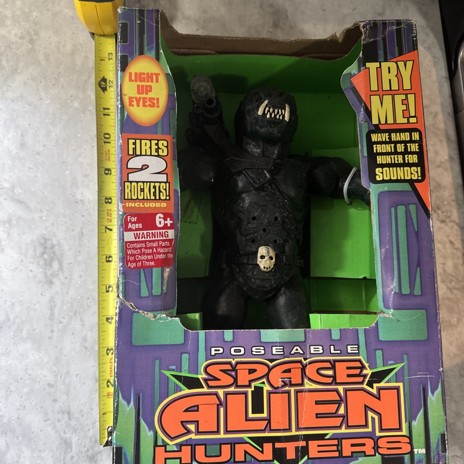 1994 Trendmasters Poseable Space Alien Hunters Action Figure New Fast Ship