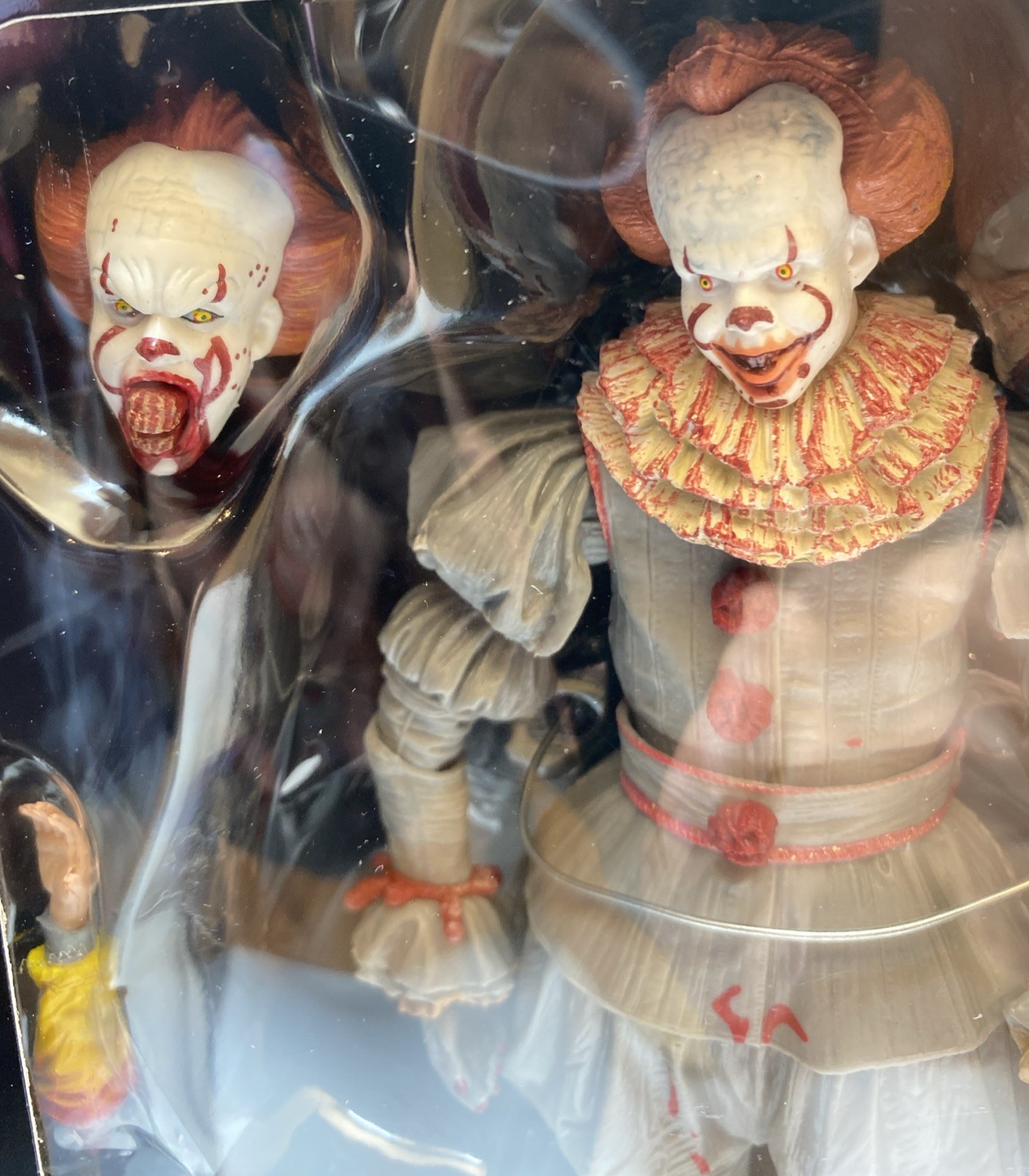 NECA IT Movie You&rsquo;ll Float Too Ultimate 7” Pennywise Horror Action Figure Derry
