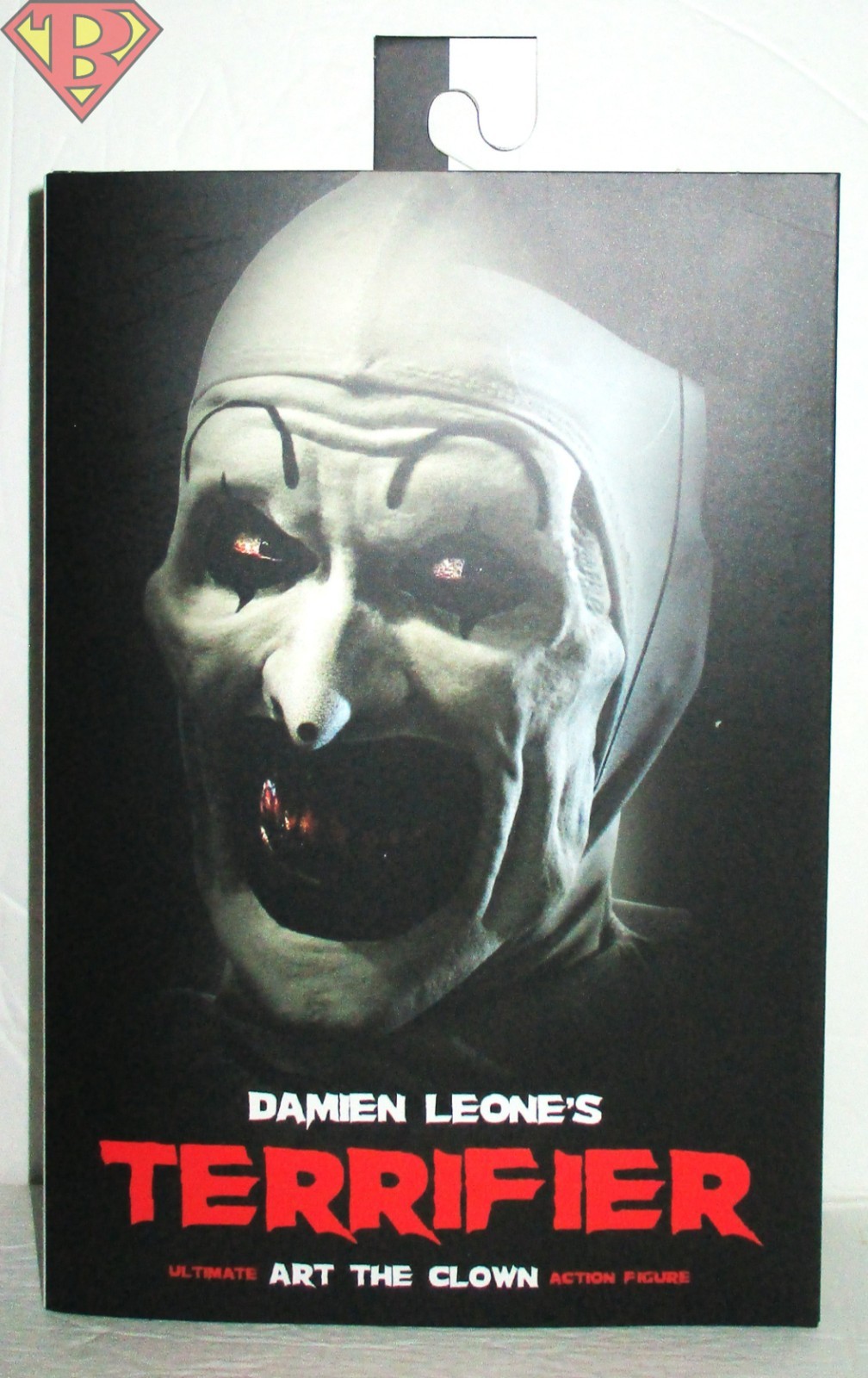 ULTIMATE ART THE CLOWN Terrifier 7&Prime; inch Action Figure Neca 2025