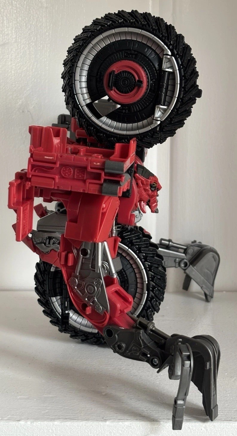 Hasbro Transformers Studio Series 55 ROTF Leader Scavenger (Devastator) COMPLETE