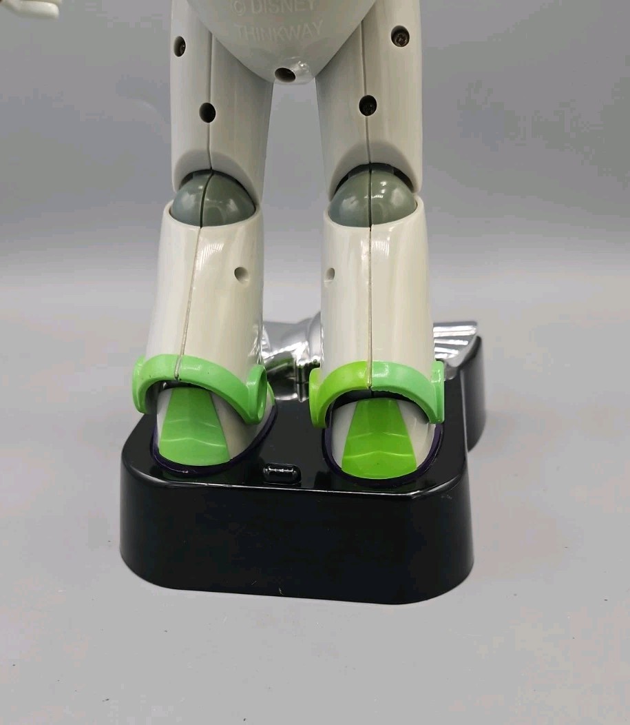 1997 Talking Buzz Lightyear Room Guard edition With Stand/wall Mount READ WORKS