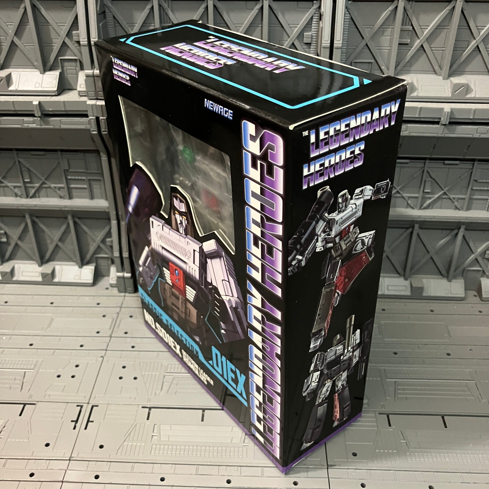 NewAge S-01EX Romulus, Toy version Megatron