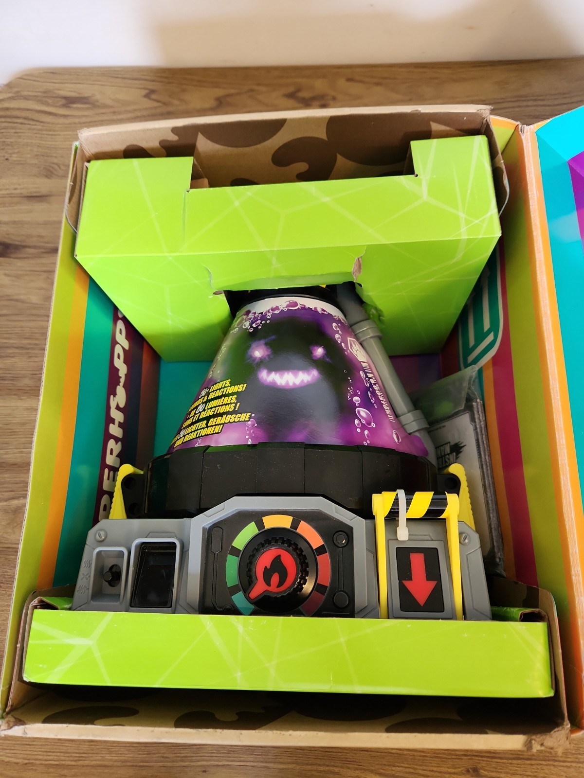 Beast Lab Stealth Strike Cats Beast Creator 80+ Lights & Sounds Bio Mist OpenBox