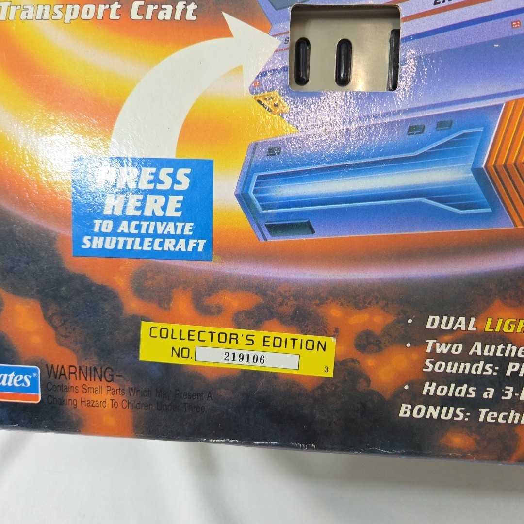 Star Trek The Next Generation Shuttlecraft Goddard 1992 Playmates No. 6101 NEW