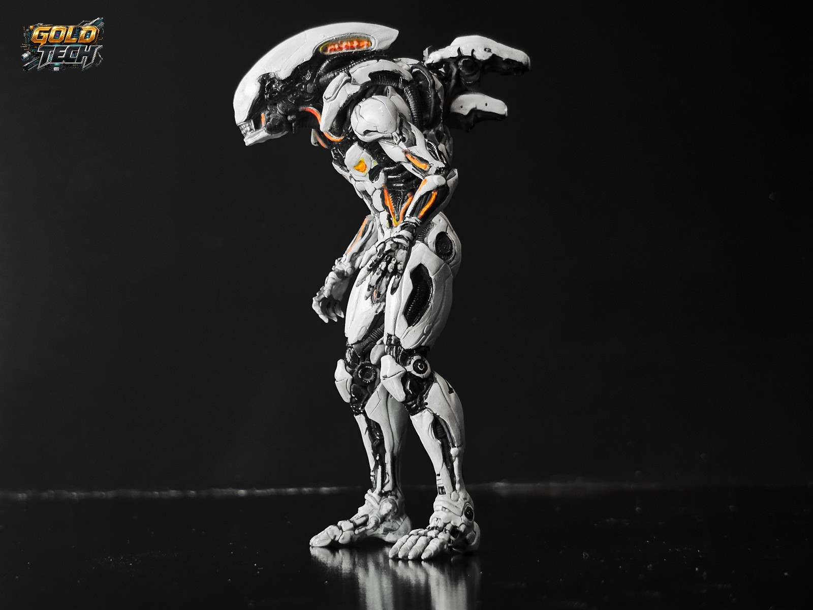 Premium 100mm Sci-Fi Bio-Mechanical Entity – Resin Collectible Figure 1/18 « 3.94
