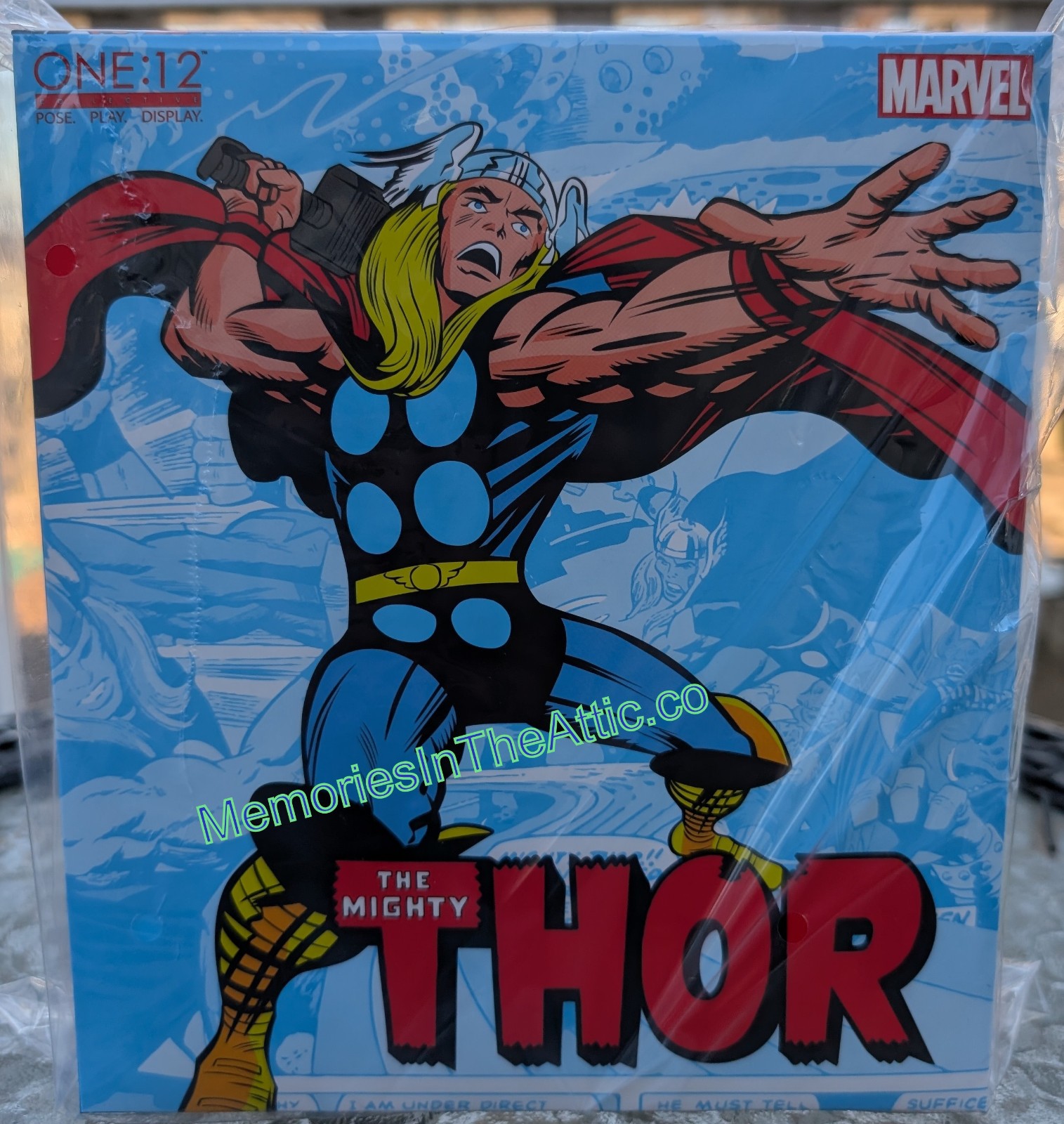 Mezco Toyz ONE:12 The Might Thor God Of Thunder Marvel Comics Action Figure NEW