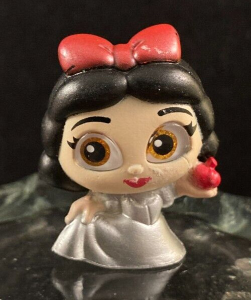 Disney Doorables – Snow White – Silver – Series 10 – Special Edition Figure