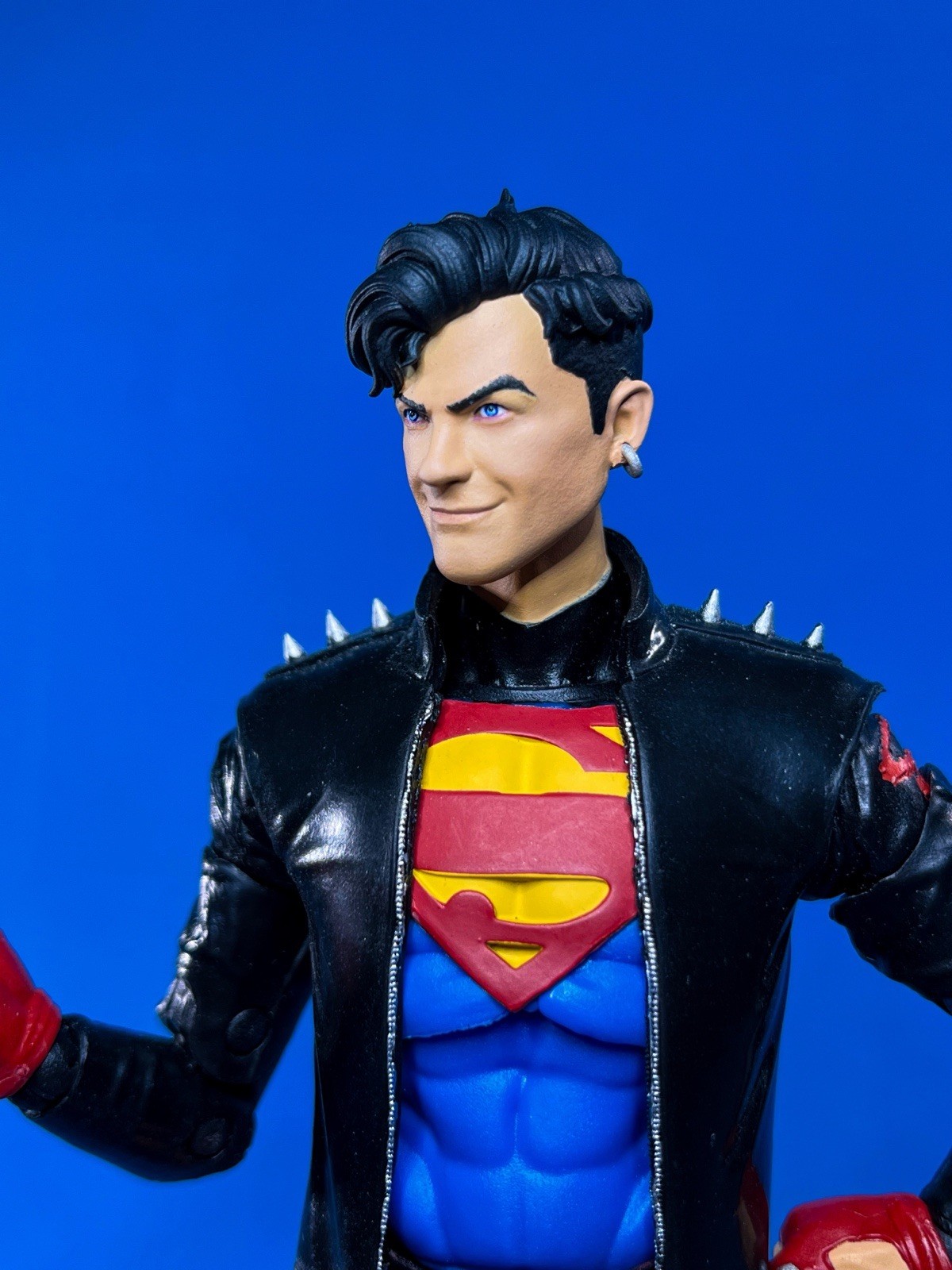 Custom (Made To Order) Dc Multiverse Superboy Painted Headsculpt