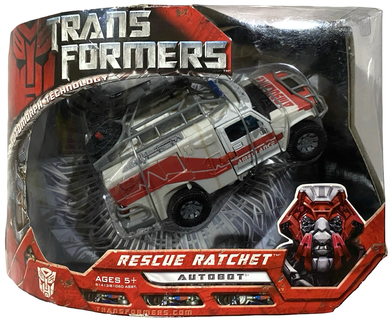 Transformers Movie Rescue Ratchet Autobot Voyager Class 2007 Action Figure NEW