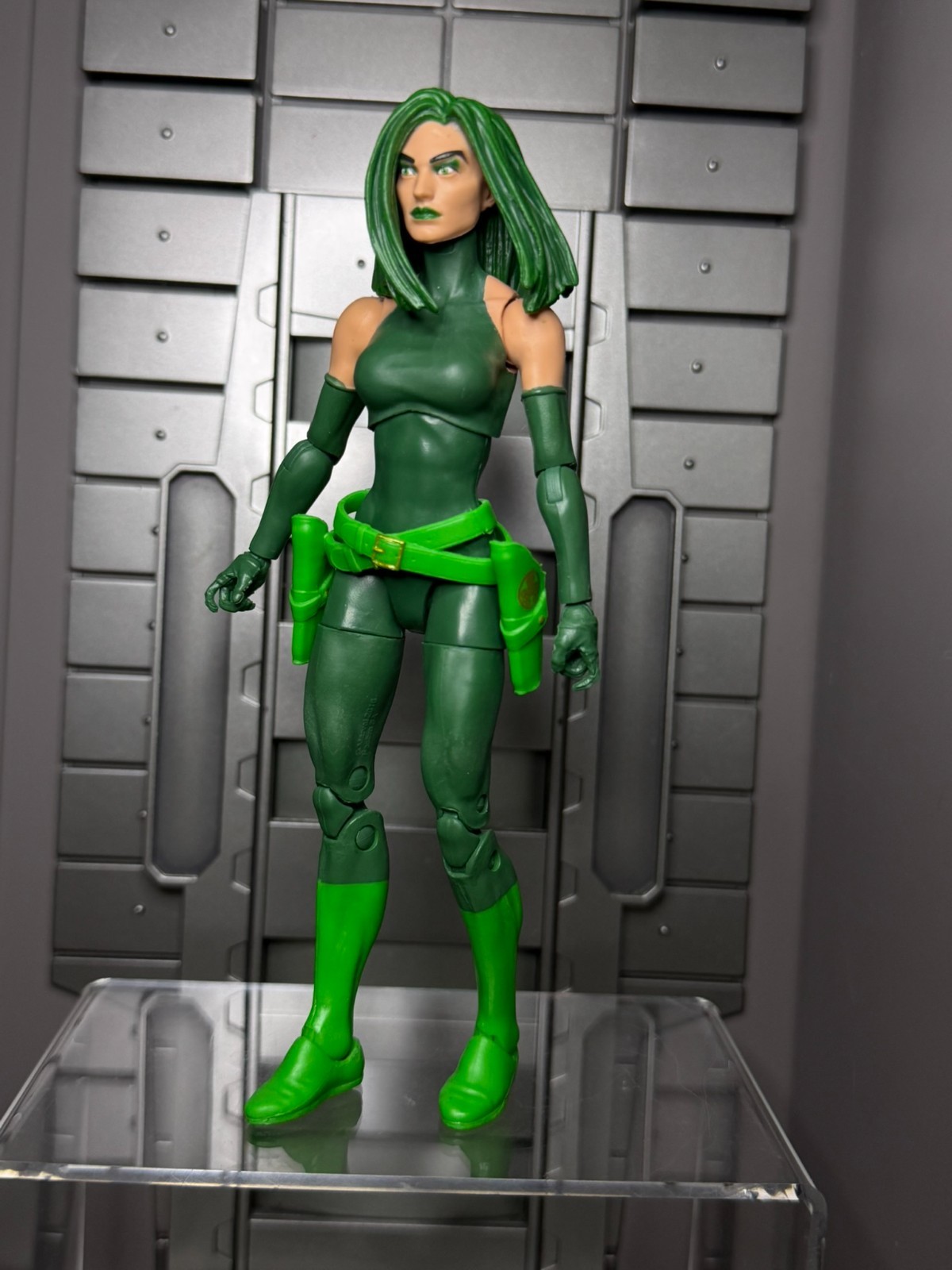 Marvel Legends Controller Series Madame Hydra 6&Prime; Figure LOOSE Hasbro 2022