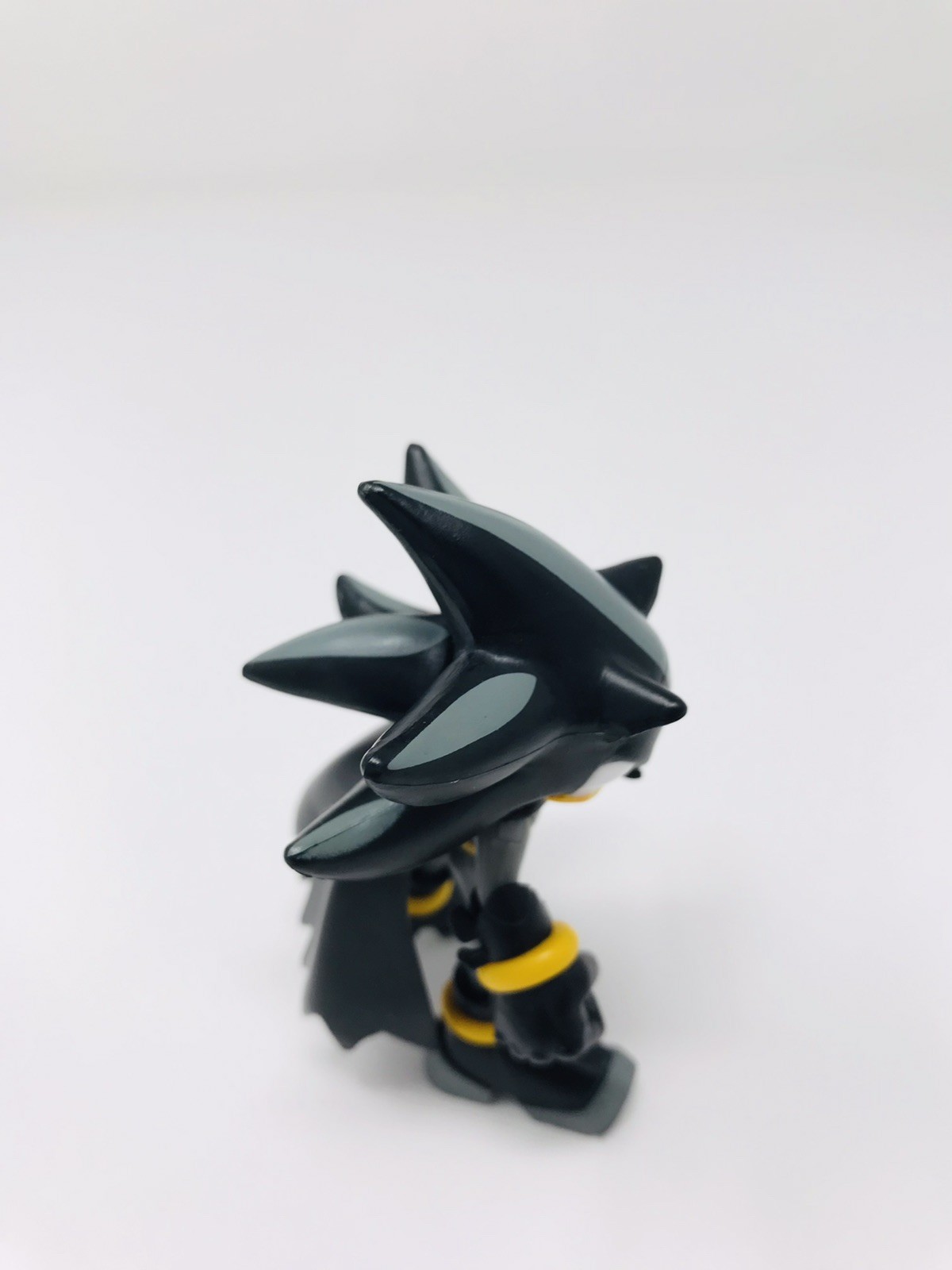 DC x Sonic the Hedgehog Multipack Shadow as Batman 2.5 Only Action Figure