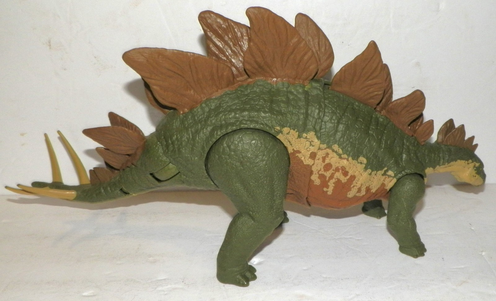 Jurassic World Stegosaurus Action Attack Figure 2020 Mattel Loose Works