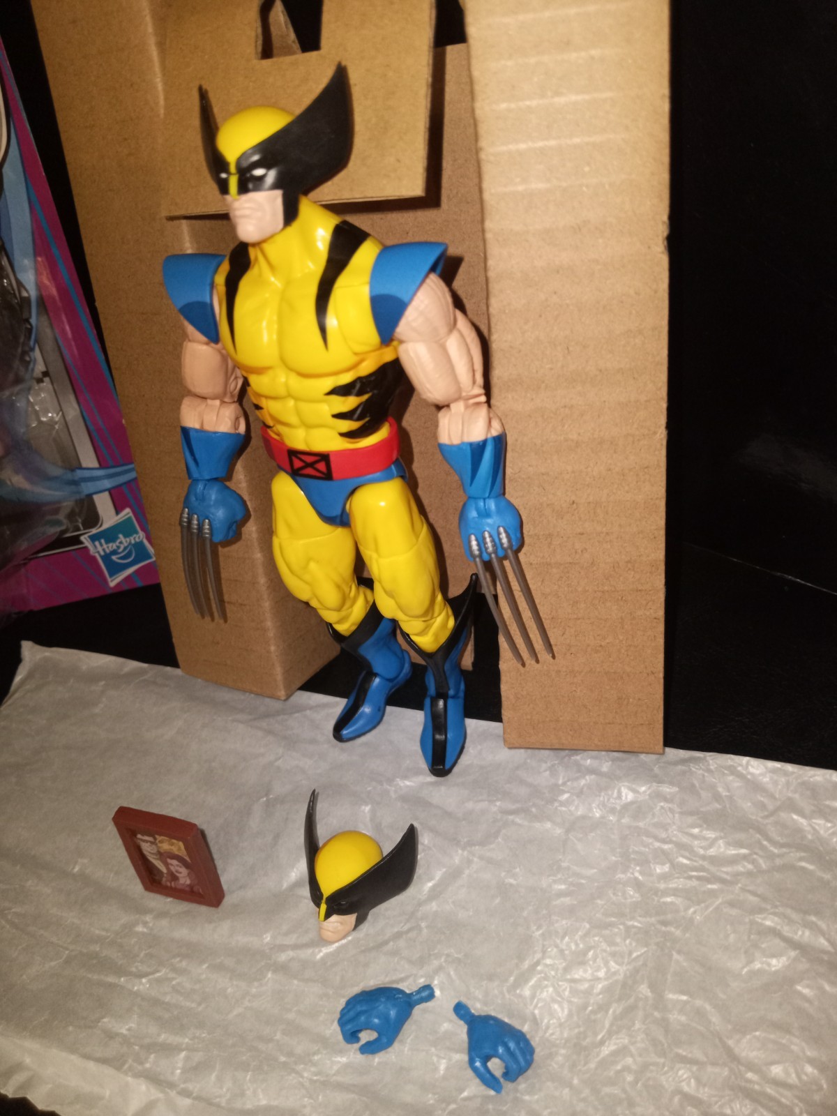 MARVEL LEGENDS WAR MACHINE MAXIMUM SPIDERMAN VHS WOLVERINE XMEN 97 SET LOT