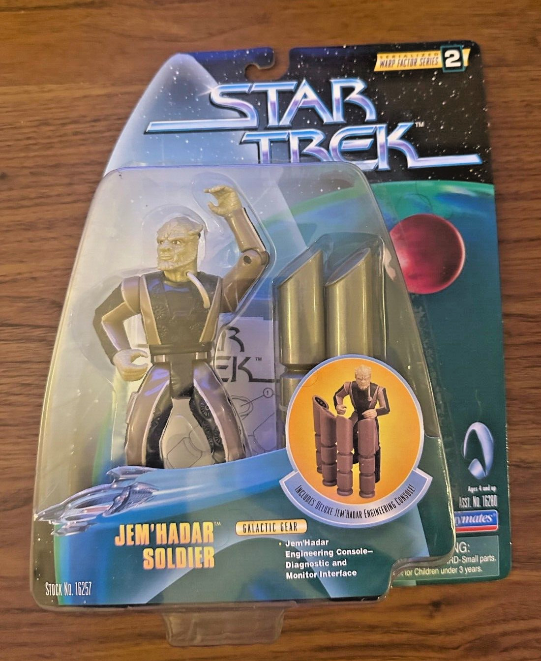 PLAYMATES STAR TREK WARP FACTOR SERIES 2 JEM&rsquo;HADAR SOLDIER W Engineering Concole