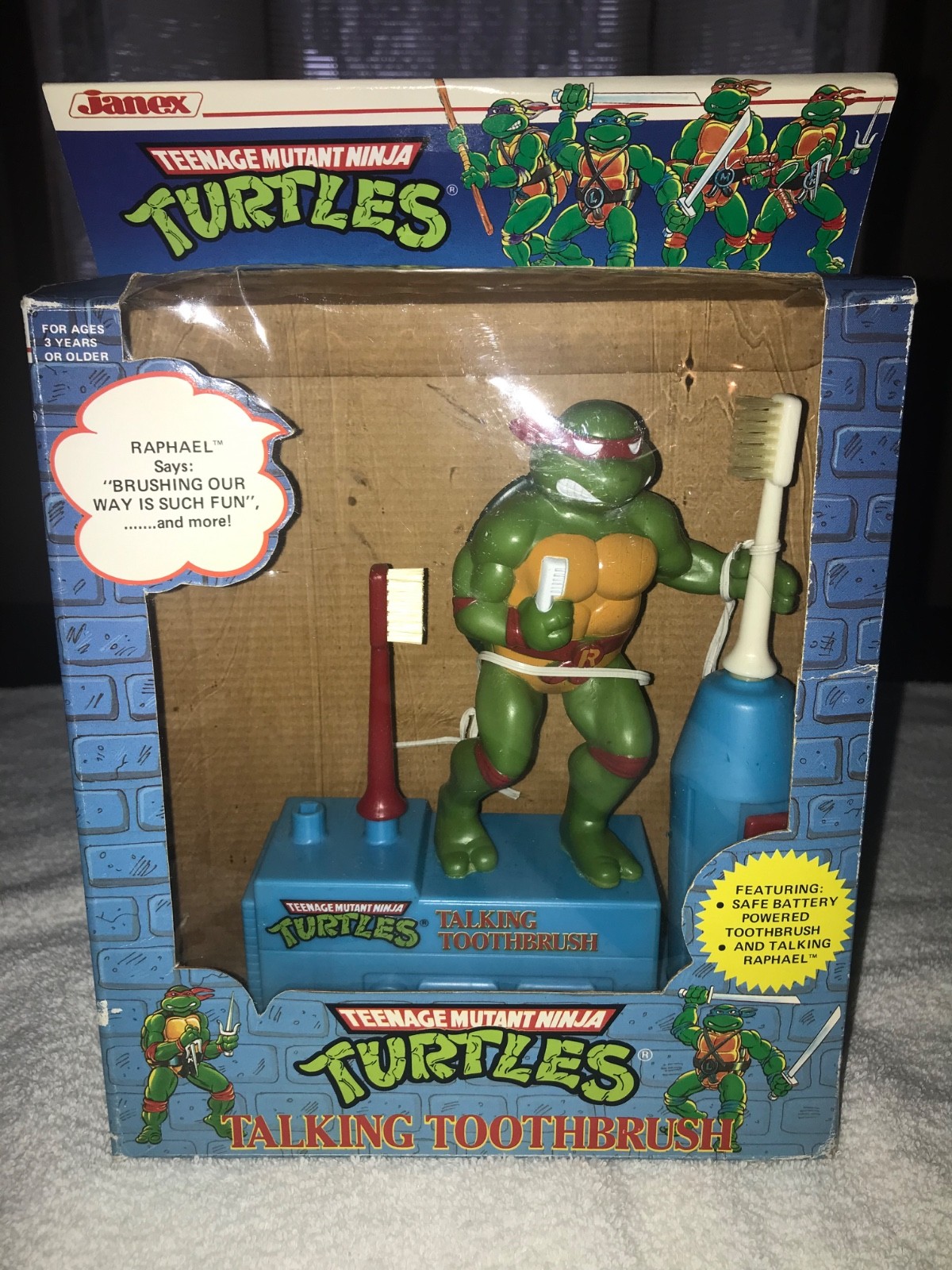 Vintage: (1988), TMNT Toothbrush, (Brand New, Factory Sealed) (See Details)
