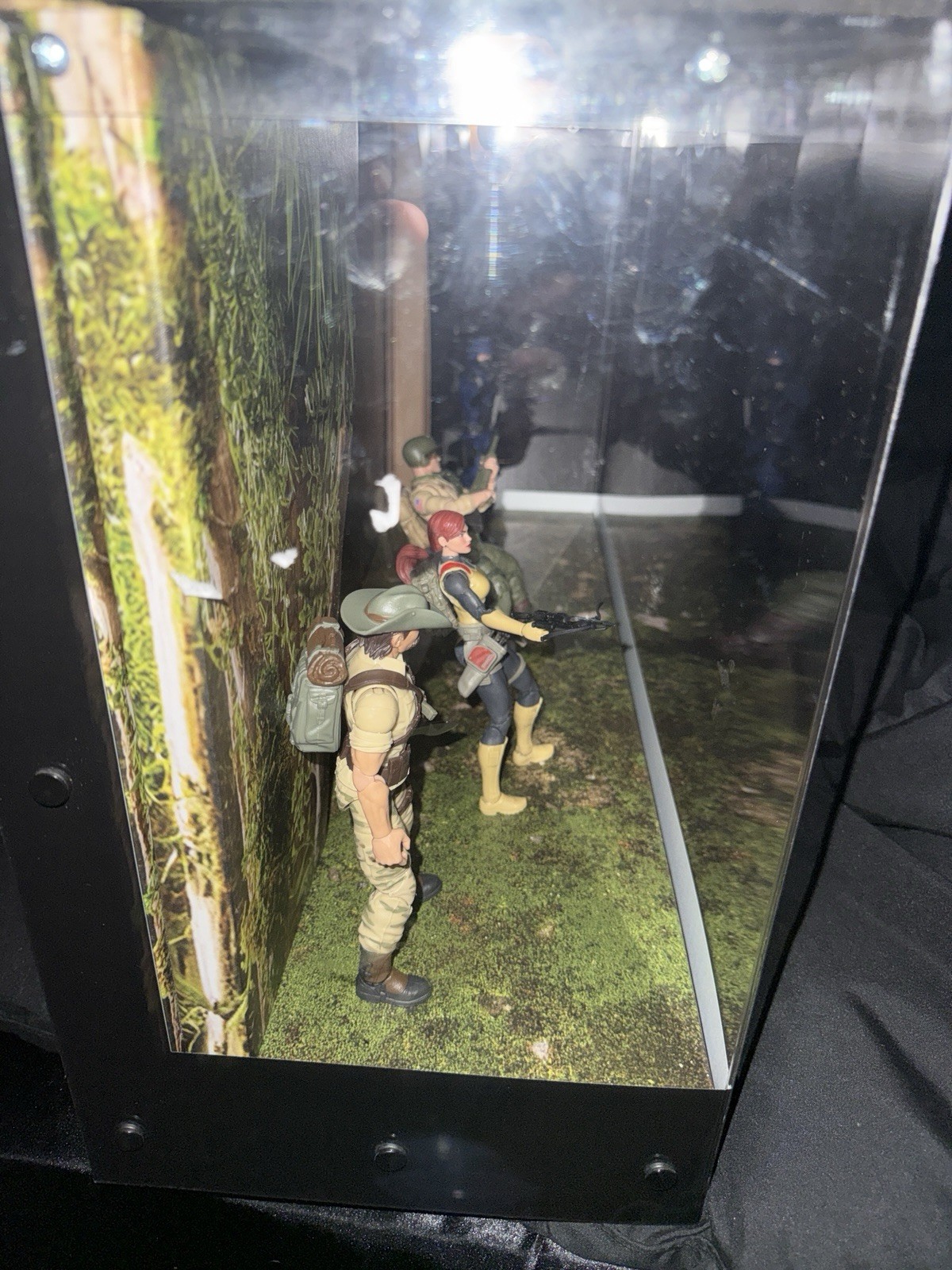***Walmart GI Joe Display Case – Clear Case Has Some Scuffs (GIJ-1)
