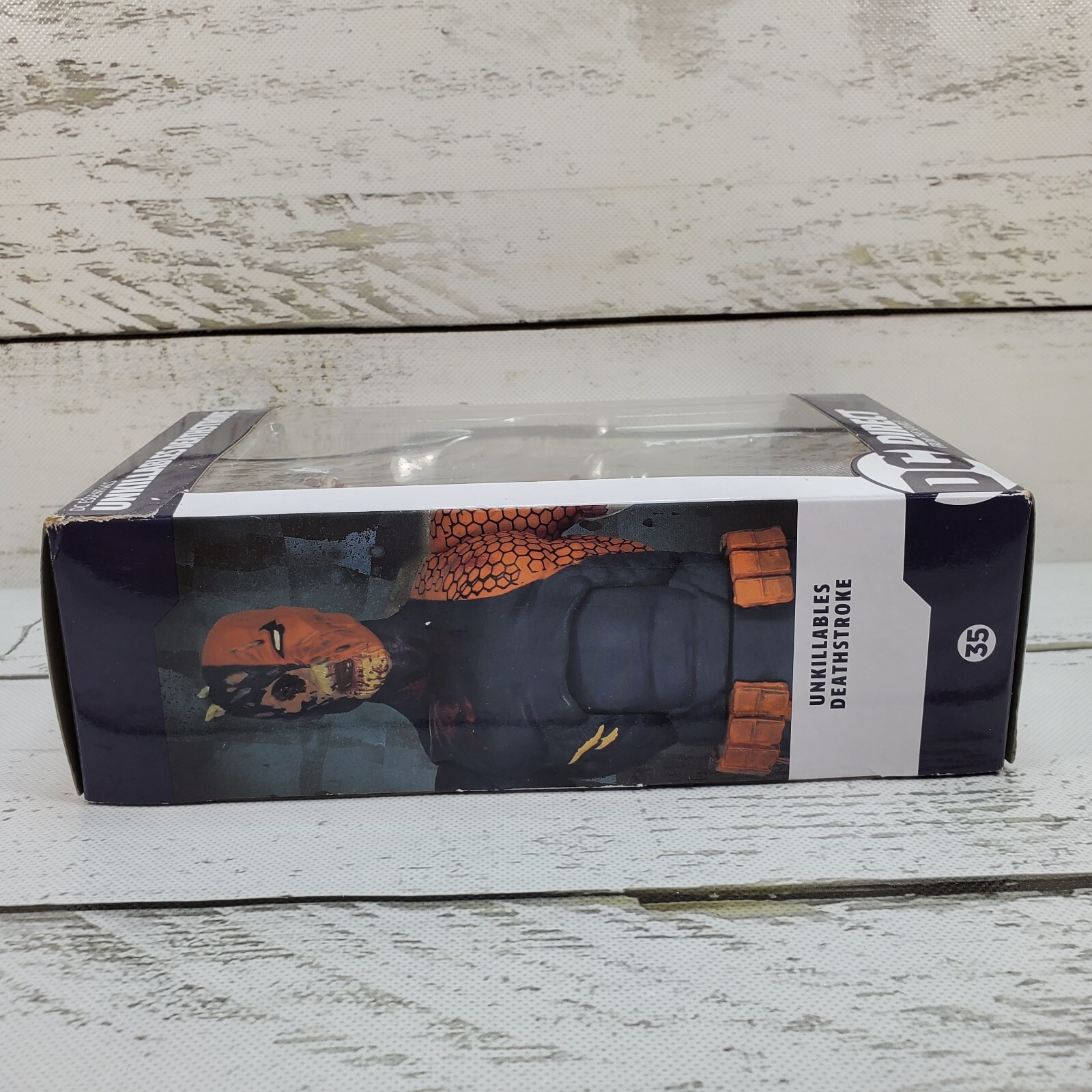 DC Direct Dceased Unkillables Deathstroke 2022 7&Prime; Poseable Figure Open Box